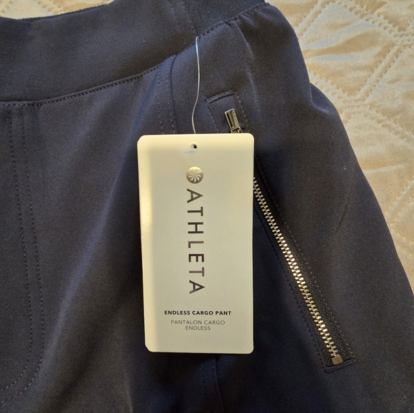 NEW Petite Athleta Endless Cargo Pants. - Picture 4 of 9